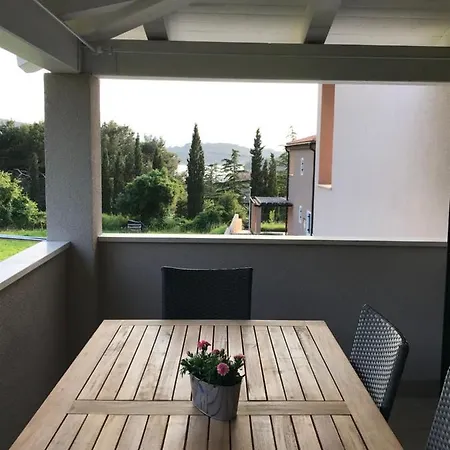 Apartmani Matea Cres Exterior photo