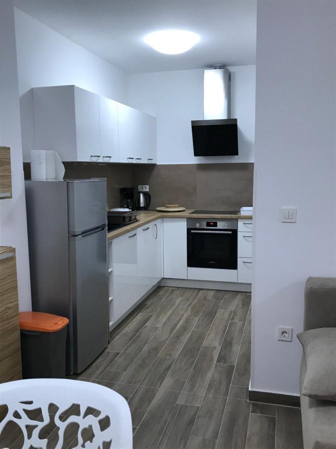 Matea Apartma Cres